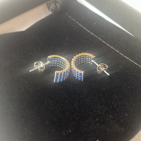 Macy’s Silver Half Hoop Blue Gemstone Earrings - Picture 5 of 8